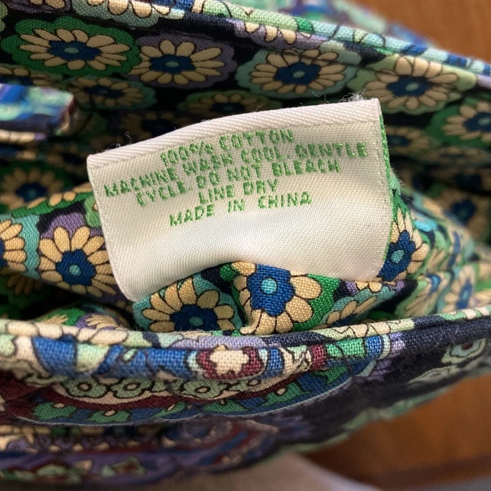 Vera Bradley excellent see